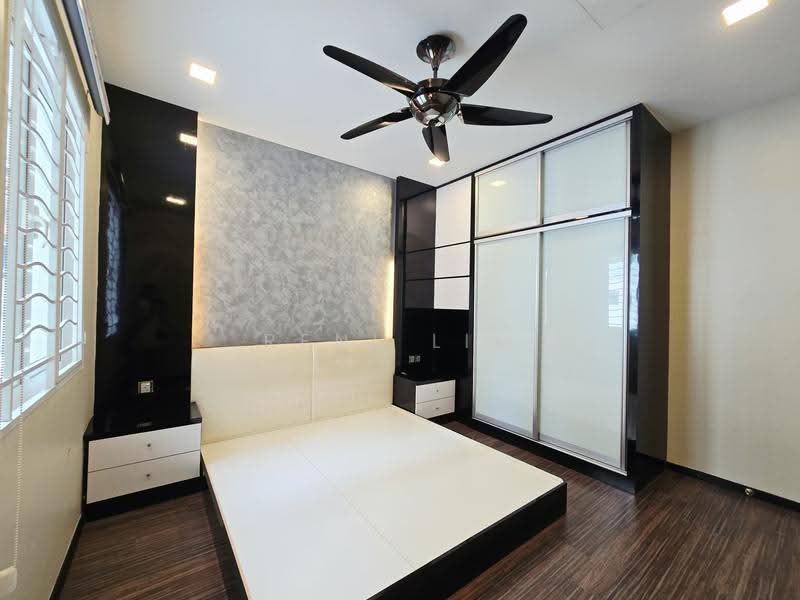Rumah Berkembar untuk Dijual di Tropicana (Selangor) - Reni Lim - Bedroom - PropertyGuru.com.my