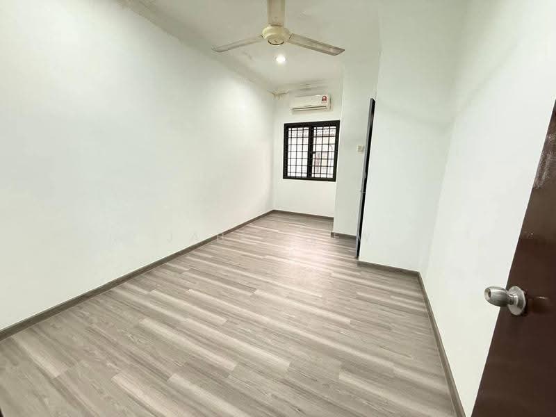 2-storey Terraced House for Sale in Taman Mount Austin (Tebrau) - Jabez Lew - PropertyGuru.com.my