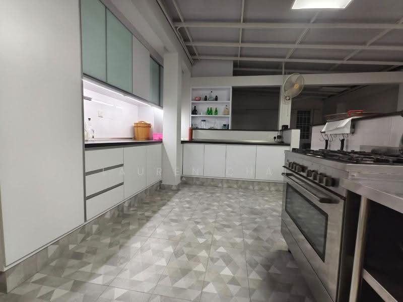 Bungalow House for Sale in Taman Abad (Johor Bahru) - Lauren Chai - Kitchen - PropertyGuru.com.my