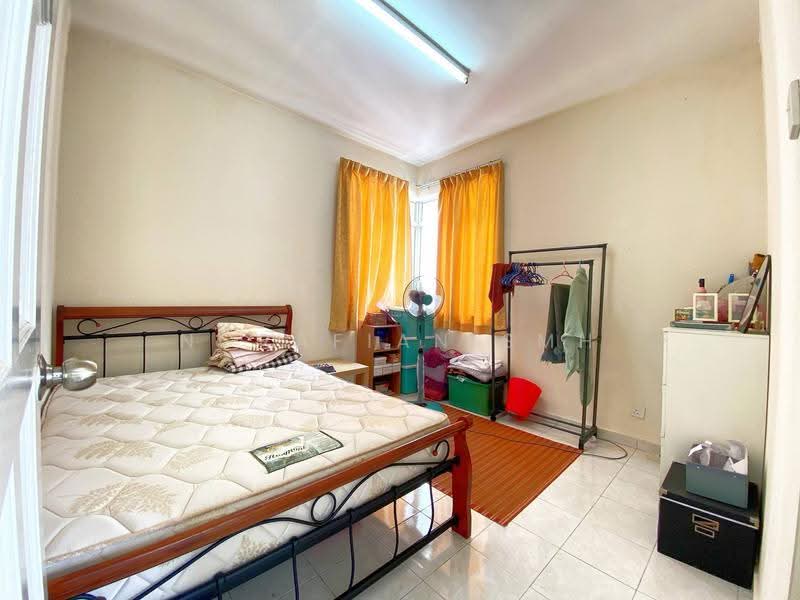 Condominium for Sale at Platinum Hill PV 5 - Norafian SMH - Bedroom - PropertyGuru.com.my