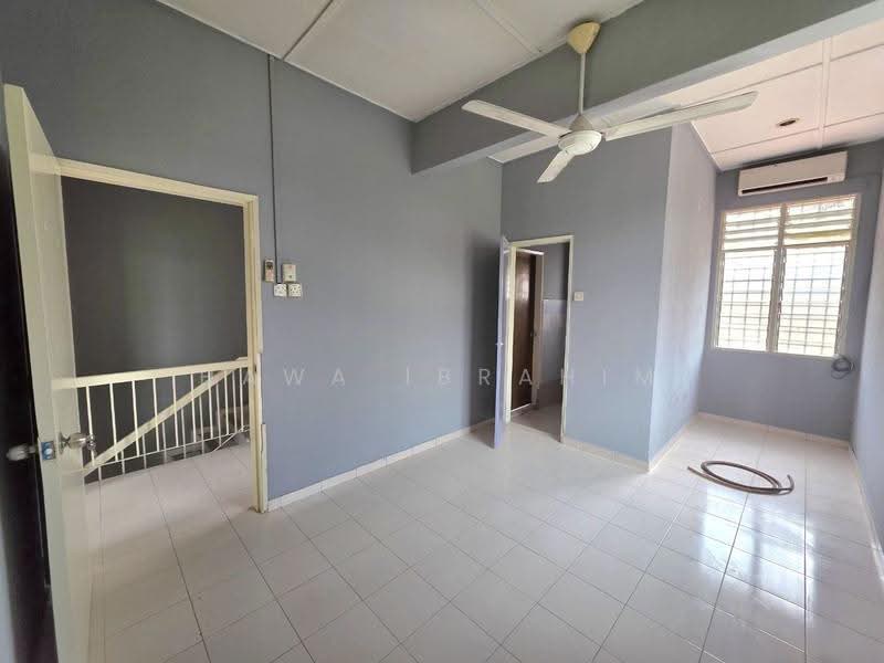 Terraced House for Sale in Taman Semenyih Mewah (Semenyih) - Hawa Ibrahim - PropertyGuru.com.my