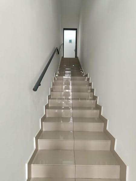 2-storey Terraced House for Rent in Bandar Dato Onn (Tebrau) - Vlien Lua - PropertyGuru.com.my