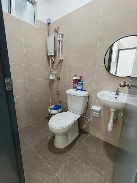 2-storey Terraced House for Rent in Bandar Dato Onn (Tebrau) - Vlien Lua - PropertyGuru.com.my
