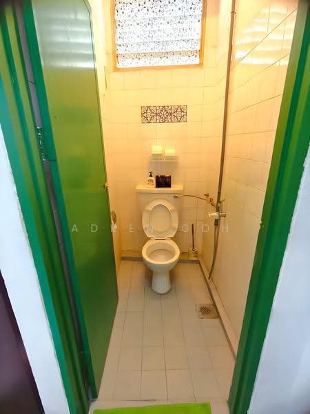 Rumah Teres 2-Tingkat untuk Disewa di George Town (Penang) - Adren Goh - Bathroom - PropertyGuru.com.my