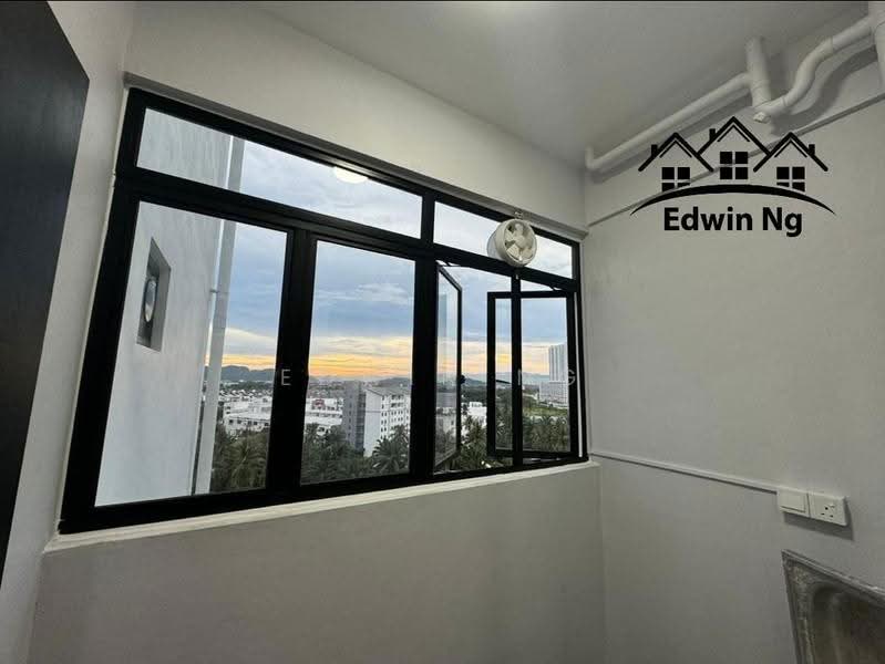 Kediaman Servis untuk Dijual di MARC Residences - Edwin Ng - View - PropertyGuru.com.my