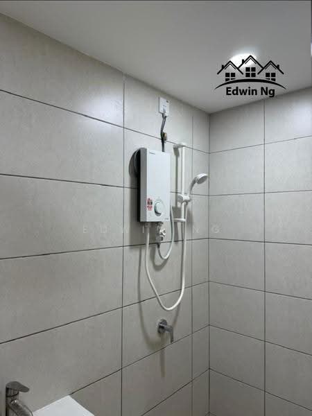 Kediaman Servis untuk Dijual di MARC Residences - Edwin Ng - Bathroom - PropertyGuru.com.my