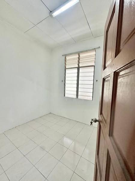 1-storey Terraced House for Sale in Bandar Saujana Putra (Tanjong Duabelas) - Fikri Yasmin - Interior - PropertyGuru.com.my