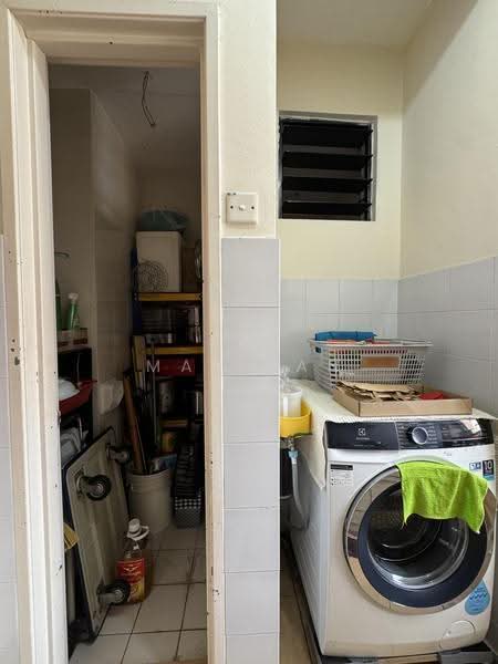 Kondominium untuk Dijual di Casa Tropicana - Max Tan - Interior - PropertyGuru.com.my