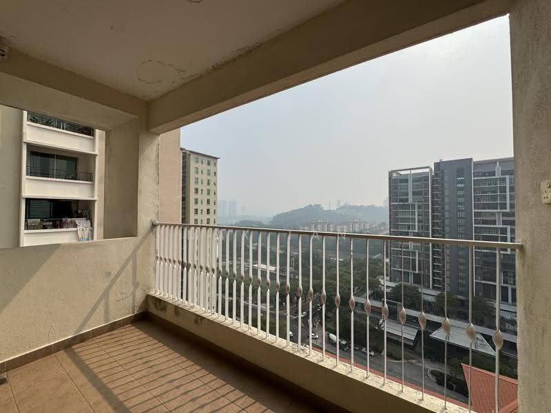 Kondominium untuk Dijual di Casa Tropicana - Max Tan - Balcony - PropertyGuru.com.my