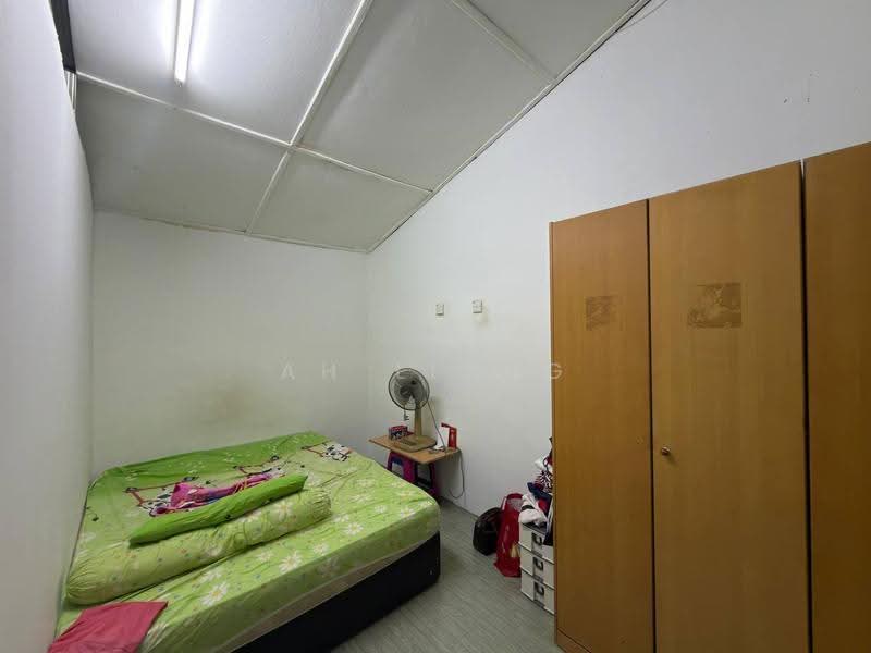 Rumah Teres 2-Tingkat untuk Dijual di Taman Timur (Kulai) - Ah Liang - Bedroom - PropertyGuru.com.my