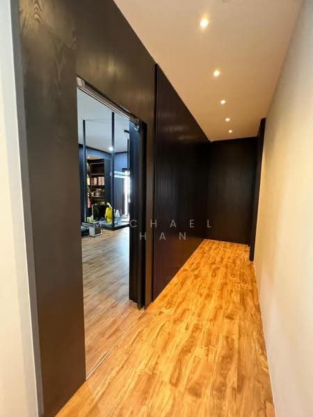 Bungalow House for Sale in Bandar Puteri Puchong (Puchong) - Michael Chan - Corridor - PropertyGuru.com.my