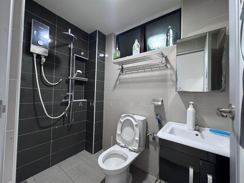Condominium for Sale at Skudai Villa - Ah Liang - Bathroom - PropertyGuru.com.my