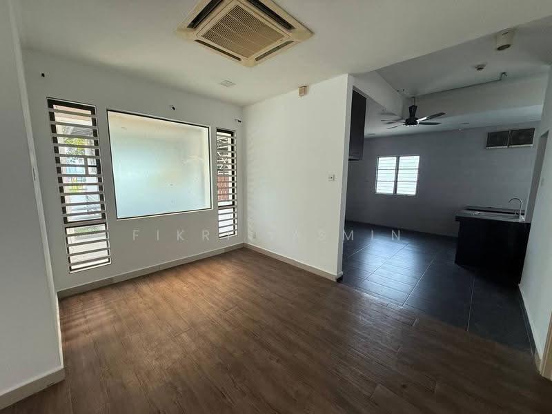 2-storey Terraced House for Sale in Putra Heights (Subang Jaya) - Fikri Yasmin - PropertyGuru.com.my