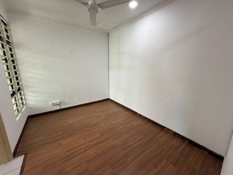 2-storey Terraced House for Sale in Putra Heights (Subang Jaya) - Fikri Yasmin - PropertyGuru.com.my