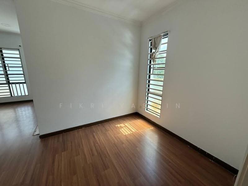 2-storey Terraced House for Sale in Putra Heights (Subang Jaya) - Fikri Yasmin - PropertyGuru.com.my