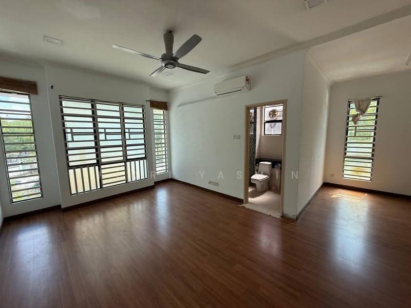 2-storey Terraced House for Sale in Putra Heights (Subang Jaya) - Fikri Yasmin - PropertyGuru.com.my