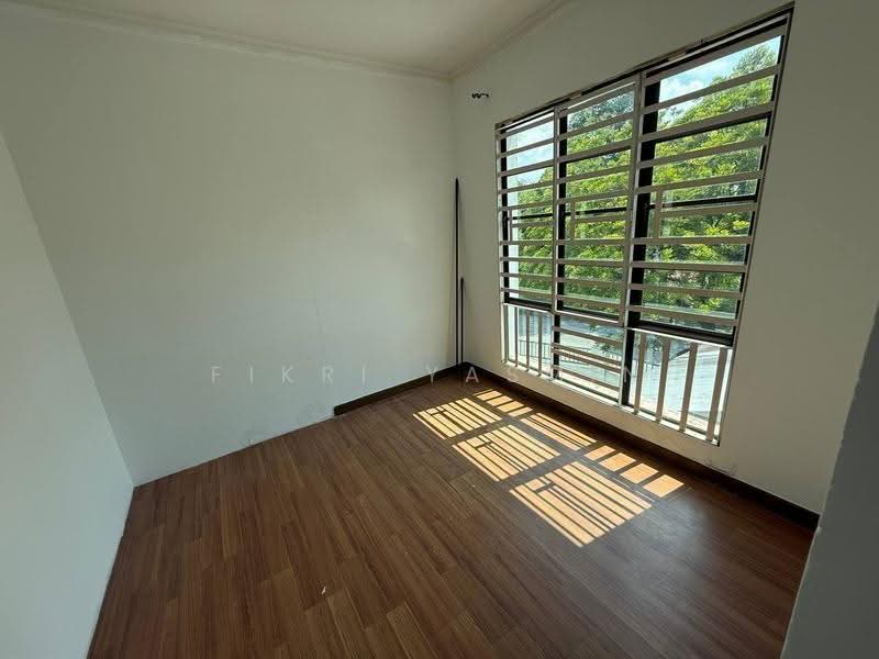 2-storey Terraced House for Sale in Putra Heights (Subang Jaya) - Fikri Yasmin - PropertyGuru.com.my