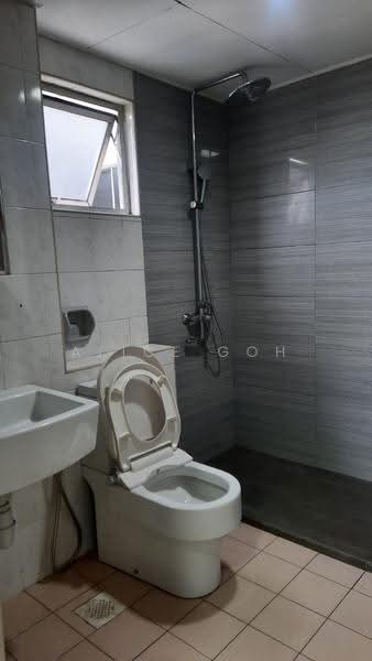 Kondominium untuk Dijual di Jasmine Towers - Alice Goh - Bathroom - PropertyGuru.com.my
