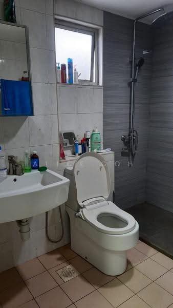 Kondominium untuk Dijual di Jasmine Towers - Alice Goh - Bathroom - PropertyGuru.com.my