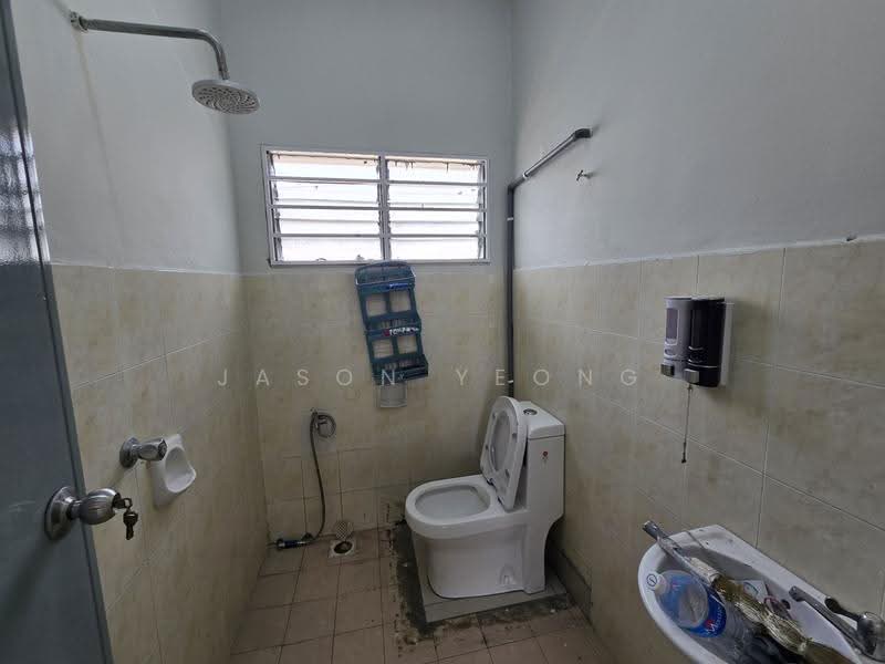 Rumah Banglo untuk Disewa di Kota Perdana (Seri Kembangan) - Jason Yeong - Bathroom - PropertyGuru.com.my