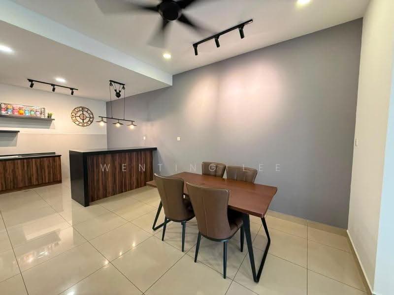 Cluster House for Sale in Johor Bahru (Johor) - Wenting Lee - Dining Room - PropertyGuru.com.my