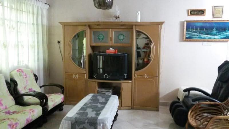 2-storey Terraced House for Sale in Gunung Rapat (Ipoh) - Miko Tan - Living Room - PropertyGuru.com.my