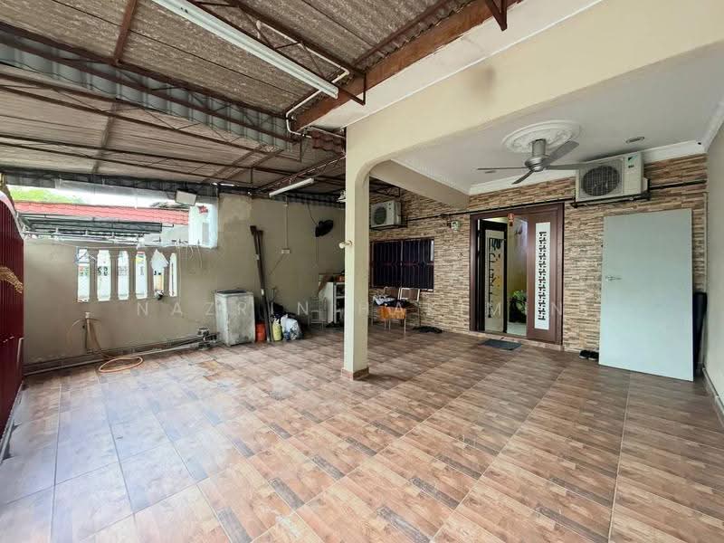 Rumah Teres 1-Tingkat untuk Dijual di Taman Bayu Perdana (Klang) - Nazrin Hakimin - Exterior - PropertyGuru.com.my