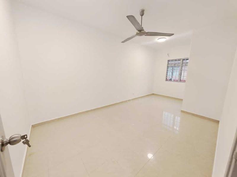Rumah Teres 2-Tingkat untuk Dijual di Taman Meranti Jaya (Puchong) - Roy Kong - Interior - PropertyGuru.com.my