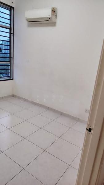 Kediaman Servis untuk Disewa di SuriaMas Suites - Hong Charng Lee - Interior - PropertyGuru.com.my