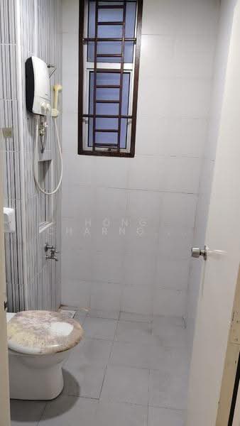 Kediaman Servis untuk Disewa di SuriaMas Suites - Hong Charng Lee - Bathroom - PropertyGuru.com.my