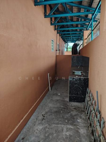 Gudang untuk Disewa di Kampung Baru Batu 11 (Cheras) - Chee Sun Ng - Exterior - PropertyGuru.com.my