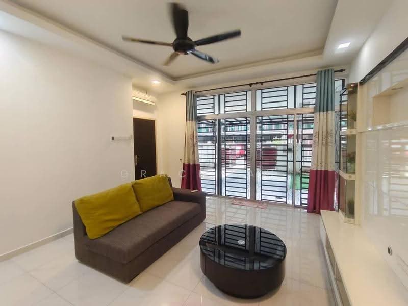 Rumah Teres 2-Tingkat untuk Disewa di Taman Mutiara Rini (Skudai) - Grace Lau - Living Room - PropertyGuru.com.my