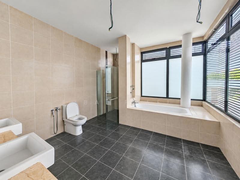 Rumah Banglo untuk Dijual di Bandar Seri Putra (Bangi) - Iqbal Rafei - Bathroom - PropertyGuru.com.my