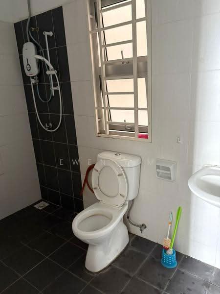 Service Residence for Rent at Saville @ Kajang - Ewen Lim - Bathroom - PropertyGuru.com.my
