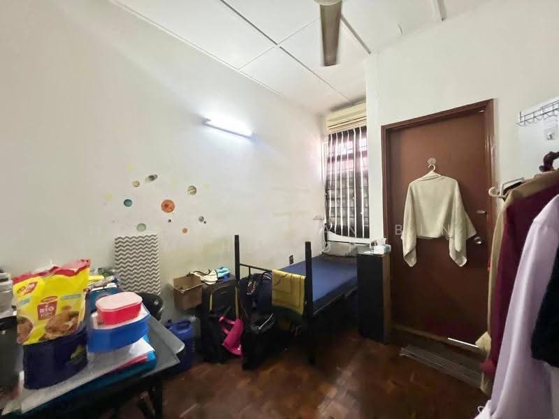 Rumah Teres 2-Tingkat untuk Dijual di Taman TTDI Jaya (Shah Alam) - Mohd Hazlan bin Mohd Sopi - Bedroom - PropertyGuru.com.my
