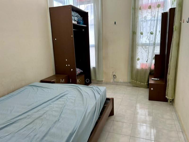 Apartment for Rent at Alpine Village - Miko Tan - Bedroom - PropertyGuru.com.my