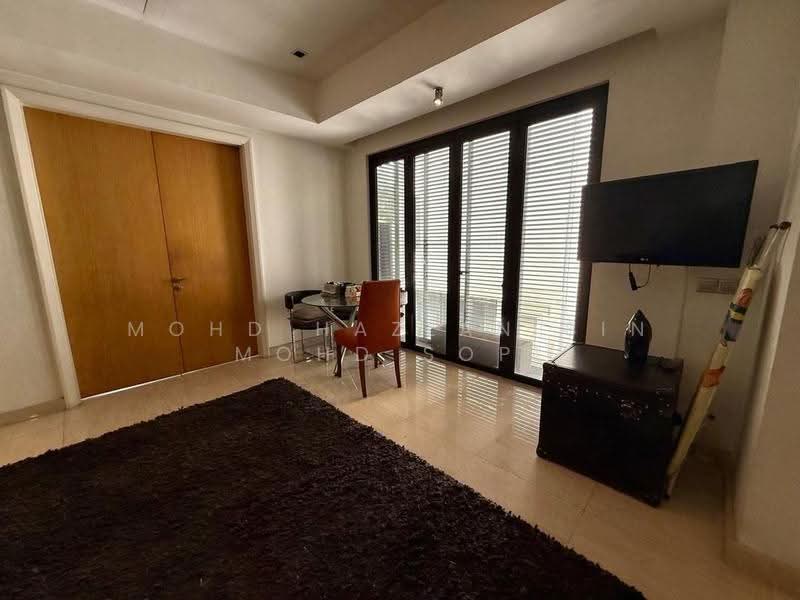 Semi-Detached House for Sale in Mont Kiara (Kuala Lumpur) - Mohd Hazlan bin Mohd Sopi - Dining Room - PropertyGuru.com.my