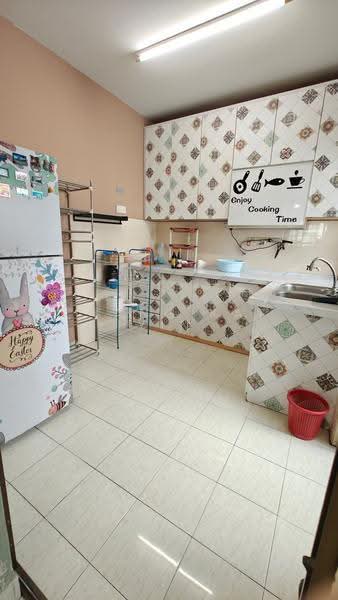 Apartment for Rent at Bistari Impian Apartment - Chang Kai Yin - Kitchen - PropertyGuru.com.my