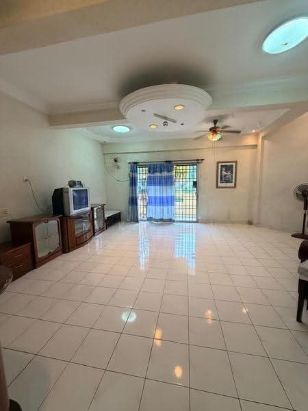 Condominium for Rent at Hillcity - Miko Tan - Living Room - PropertyGuru.com.my