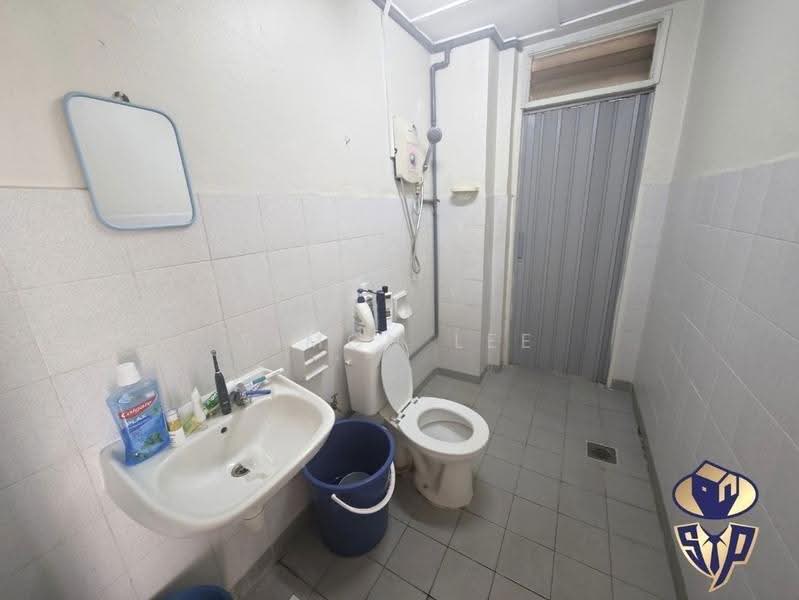 Condominium for Sale at Seri Cendekia - Simon Lee - Bathroom - PropertyGuru.com.my