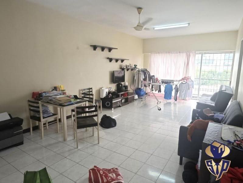 Condominium for Sale at Seri Cendekia - Simon Lee - Living Room - PropertyGuru.com.my