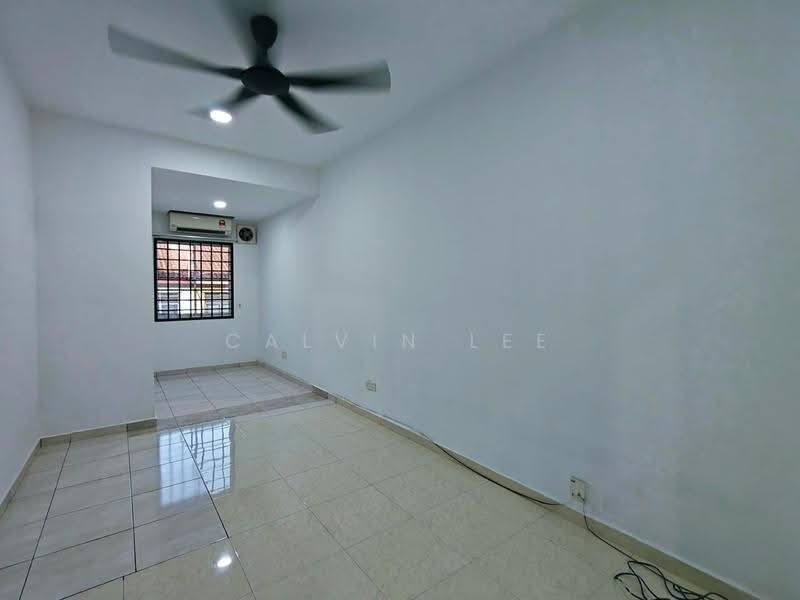 2-storey Terraced House for Sale in Taman Nusa Indah (Iskandar Puteri (Nusajaya)) - Calvin Lee - Living Room - PropertyGuru.com.my
