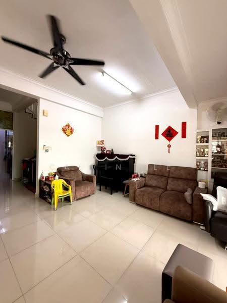 Rumah Teres 2-Tingkat untuk Dijual di Taman Daya (Johor Bahru) - Calvin Lee - Living Room - PropertyGuru.com.my