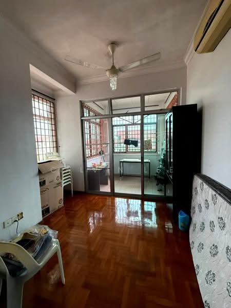 Rumah Teres 2-Tingkat untuk Dijual di Taman Daya (Johor Bahru) - Calvin Lee - Balcony - PropertyGuru.com.my