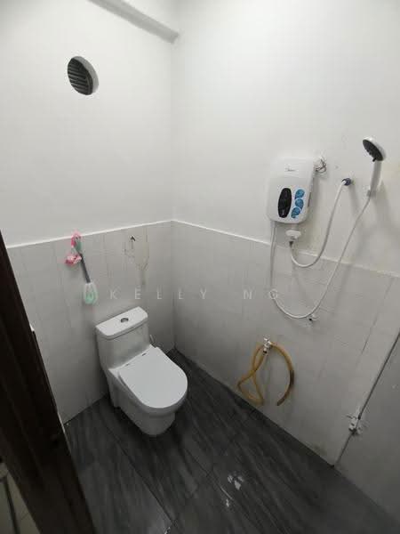 Rumah Teres 2-Tingkat untuk Disewa di Klang (Selangor) - Kelly Ng - Bathroom - PropertyGuru.com.my