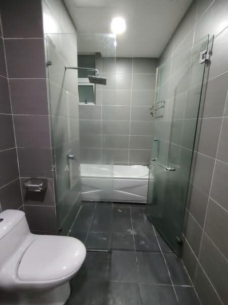 Condominium for Sale at KSL D'Esplanade Residence - Zack Chow - Bathroom - PropertyGuru.com.my
