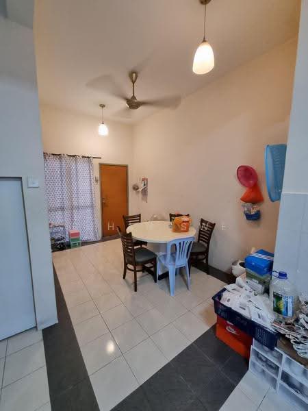 Townhouse for Sale in Kampung Sungai Kayu Ara (Petaling Jaya) - Ethan Swe - Dining Room - PropertyGuru.com.my