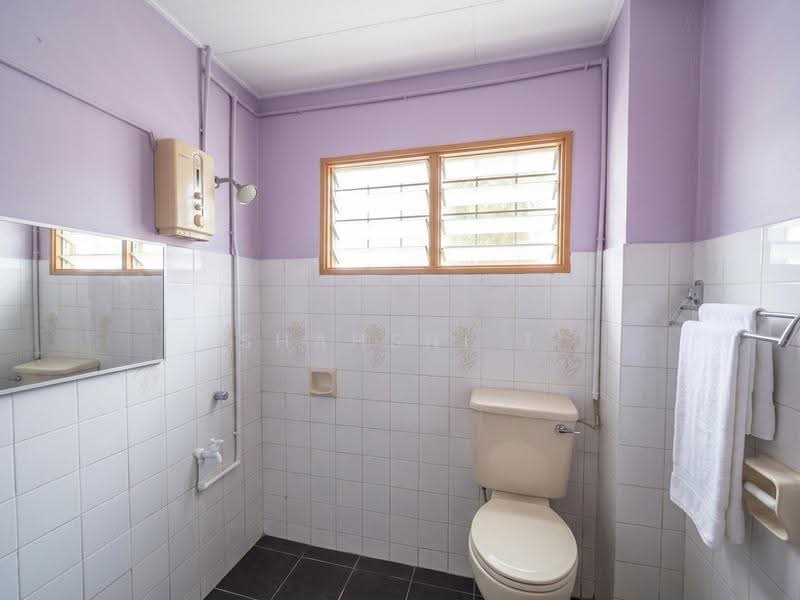 Rumah Teres 2-Tingkat untuk Disewa di Usj 13 (Subang Jaya) - Shahshi T - Bathroom - PropertyGuru.com.my
