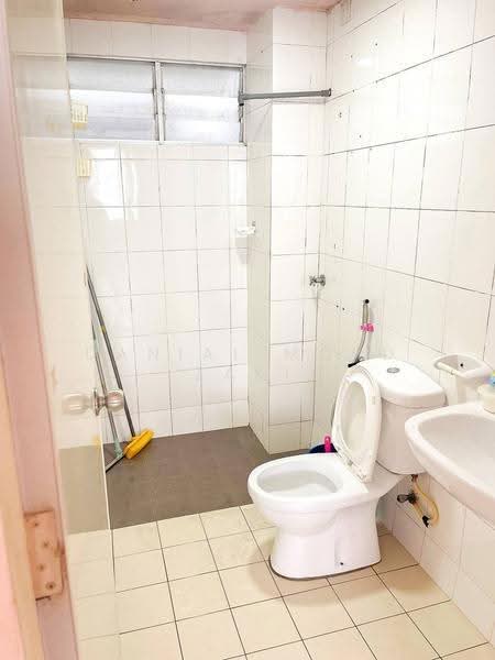 Apartment for Sale at Sri Jati Apartment - Danial Mohd Zaki - PropertyGuru.com.my