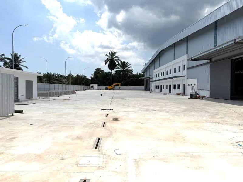 Kilang untuk Dijual di Kawasan Perusahaan Telok Mengkuang (Telok Panglima Garang) - Jacqueline Tong - Exterior - PropertyGuru.com.my